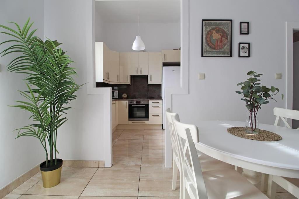 Paseo De Gracia Gran Via De Les Corts Catalanes Apartment Barcelona Ngoại thất bức ảnh